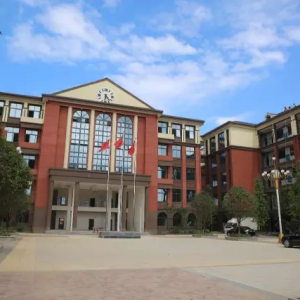 ʢ�Ą�(chu��ng)�ѿ����ɹ��И�(bi��o)���|�ЌW(xu��)�O(ji��n)�ء�У�@�W(w��ng)��һ��ͨ�O(sh��)���ُ�����b�Ŀ